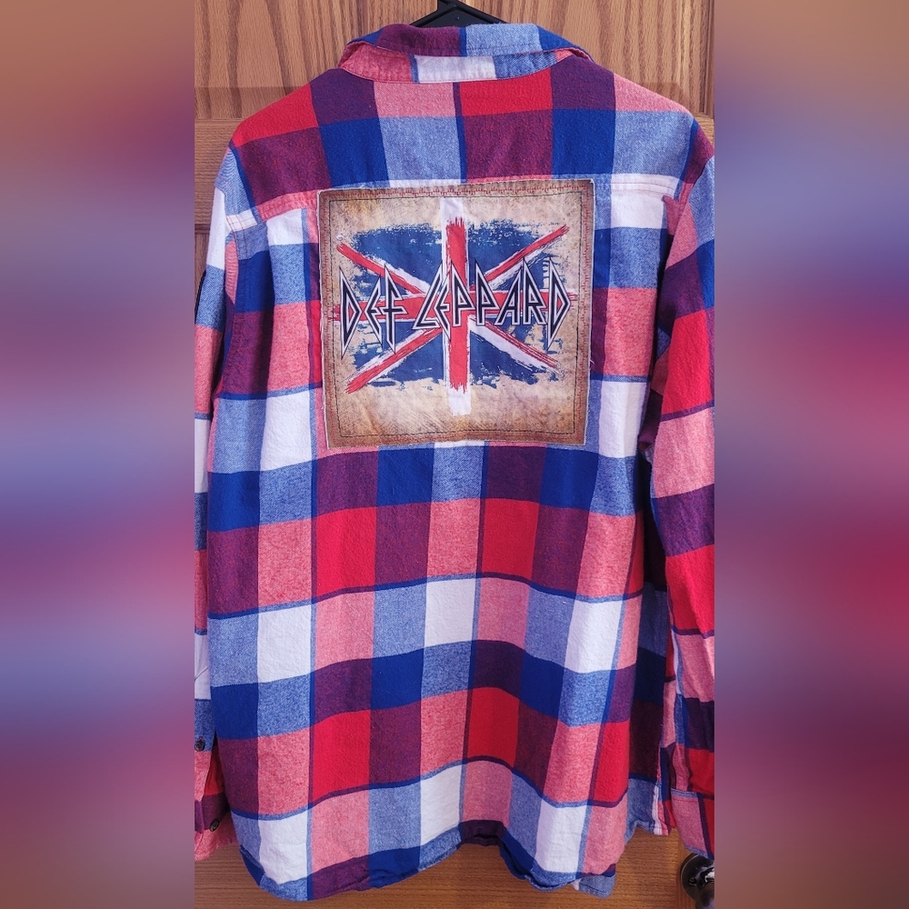 Angry Minnow Vintage Def Leppard Flannel XL